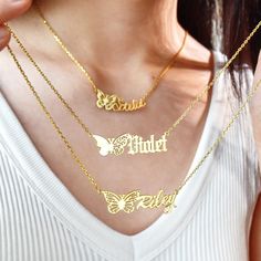 "🦋 Customizable Pendant : Classic Butterfly Necklace with personalised name plate makes any name or meaningful word look absolutely amazing, thanks to a gorgeous, flowing script alphabet with perfect flourishes that accentuate the capital letters. The ideal style for anyone who loves sleek, sophisticated clothing and jewelry. 📣 Product Details - Color: Silver / Gold / Rose Gold - Material: Copper / 925 Sterling Silver - Chain Length: 14\", 16\", 18\", 20\", 22\" 📦 Packaging: Butterfly Necklace *1 Gift box *1 Cleaning soft cloth *1 Greeting card*1 🚚 Shipping: 1. As this is a handmade custom product, it usually takes 10 to 15 days for delivery after the order is placed. 2. If you would like to receive your item sooner, we can offer you a new delivery service, please ask me for details vi Script Alphabet, Name Necklaces, Sophisticated Outfits, Capital Letters, Custom Name Necklace, 925 Sterling Silver Chain, Meaningful Words, Butterfly Necklace, Necklace Gift