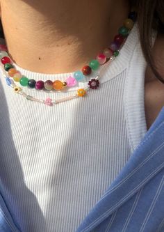 Beaded Necklace Colorful, Aesthetic Necklace Silver, Necklace Ideas Handmade, Handmade Necklace Ideas, Flora Necklace, Cincin Diy, Necklaces Colorful, Beads Ideas, Colorful Necklace