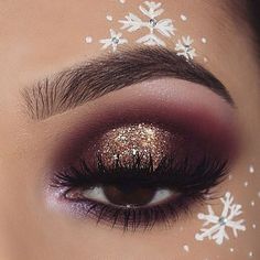 Christmas Eyeshadow, Holiday Eye, Make Up Designs, Party Makeup Looks