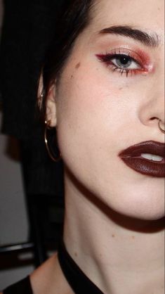 Swag Makeup, Smink Inspiration, Red Makeup, Dope Makeup, Edgy Makeup, روتين العناية بالبشرة, Eye Makeup Art, Grunge Makeup, Makeup Eyeliner