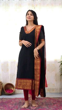 Salwar Neck Designs, Long Frock Designs, Long Gown Design, Simple Frocks, Trendy Outfit Ideas