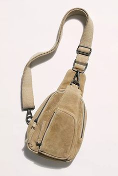 Hudson Sling Bag, One Strap Backpack, Sling Bags Women, Small Sling Bag, Free People Bags, Leather Sling Bag, Side Bags, Mode Vintage, Mode Inspiration