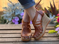 Colorful Wedges, Ethnic Beauty, Hand Making, Brown Shoes, Genuine Leather Shoes, Look Stylish, Crazy Shoes, Brown Shoe, Stylish Shoes