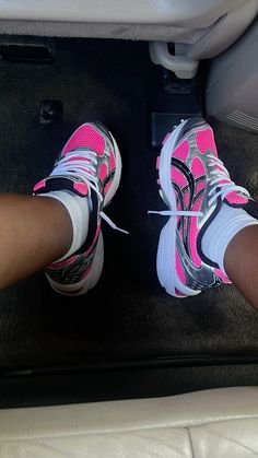 Asics Kayano, Pink Asics, Pretty Sneakers, Pretty Shoes Sneakers, Pink Gel, Asics Gel Kayano, Kicks Shoes, Gel Kayano, Cute Nike Shoes