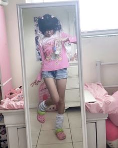 Kawaii Shorts Outfit, Cutecore Outfit With Pants, Cutecore Shoes, Kawaii Aesthetic Outfits, Cutecore Clothes