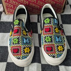 Brand: Vans Style: Slip On Bin: Madd Size: Women 5.5 Color:Brown White Multi Condition:New No Box Comments:Vans Classic Slip On Women 5.5 Embroidered Craft Brown White Multicolor 2022 Please Ask Any Questions Before Purchase. Pet Free Home Smoke Free Home Casual Sneakers With Multicolor Embroidery And Appliques, White Sneakers With Appliques For Summer, Spring Sneakers With Multicolor Embroidery And Appliques, Spring Embroidered Sneakers With Logo, Casual Multicolor Sneakers With Embroidered Logo, Casual Sneakers With Appliques For Summer, Casual Summer Sneakers With Appliques, Casual Sneakers With Spring Appliques, Spring Casual Sneakers With Appliques