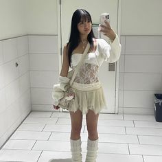 Concert Dress Outfit, Country Concert Dress, Country Festival Outfit, Concert Dress, Shorts Flowy, Outfit Concert, Country Festival, Kpop Concert Outfit