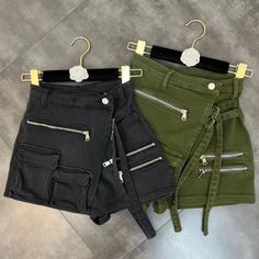 Womens Unique Zip Dark Gray Skirt/Shorts Look Cargo Shorts Women, Shorts Skirt, Denim Skirt Women, Short Jeans, Skirt Women, Really Cute Outfits, Edgy Outfits, Womens Clothing Sizes, Fashion Pants