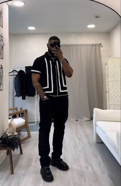 Black Men Casual Style, Mens Smart Casual Outfits, Black Men Fashion Casual, Classy Outfits Men, Black Men Street Fashion, Dope Outfits For Guys, Men Street Fashion, Mens Casual Dress Outfits, Men Stylish Dress