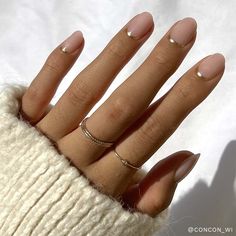 Goal Digger – glamnetic Short Round Nails, Diy Prom, Goal Digger, Short Nail, Round Nails, Neutral Nails, Prom Nails, Gold Nails, Nail Accessories