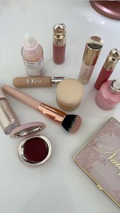 Beauty Goals, Makati, Glam Makeup, Makeup Essentials, Luxury Skincare, Girls Makeup, Cute Makeup, Aesthetic Makeup