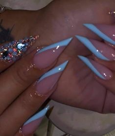 Graduation Nails Acrylic Stilleto, Braider Nails Set Long, Med Length Stilleto Nails, Coffin And Stilleto Nails Together, Trendy Long Almond Nails, Easy Stilleto Nail Designs, Spring Long Nails 2023, Medium Length Stilleto Acrylic Nails, Stiletto Nails Nude Color