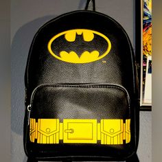 Batman Book Bag/ Collector Bag! Brand New . Never Used! Still Have Tags Retro Black Bags For Back To School, Fun Black Standard Backpack, Fun Black Bags For Back To School, Retro Yellow School Bags, Retro Yellow School Bag, Fun Yellow Backpack Bag, Fun Yellow Backpack, Yellow School Bags For Back To School, Fun Yellow Bags For Everyday Use