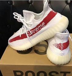 White cream supreme yeezy 350v2 Supreme Shoes, Basket Style, Hot Shoes, Sneaker Heels, Custom Shoes, Sneaker Head