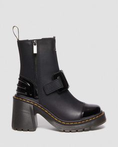 Edgy Leather Platform Boots, Urban Black Leather Platform Boots, Leather Platform Boots With Rivets, Grunge Leather Platform Boots With Rivets, High-top Leather Platform Boots With Rivets, Heeled Chelsea Boots, Yellow Heels, Coachella Fashion, Style Inspiration Spring