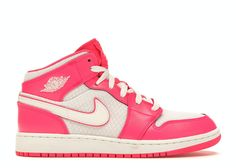 Nike Rosa, Rare Jordans, Pink Jordans, Sneaker Culture, Nike Shoes Girls, Jordans Girls, Jordan Shoes Girls, Preppy Shoes, All Nike Shoes