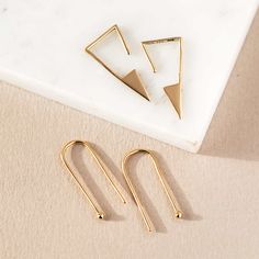 These minimalist 14K Gold U shape threader earrings are the ultimate stylish pair. Easy to put on and take off.| Lead and Nickel free.Sold as a PAIR 14K Solid Gold Height 20mm(0.8in) #ES152-G 14k Gold Threader Earrings For Everyday, Hypoallergenic 14k Gold Threader Earrings For Everyday, Minimalist Hypoallergenic Yellow Gold Wrap Earrings, Minimalist Tarnish Resistant Ear Climbers For Everyday, Modern Gold Ear Climbers For Everyday, Minimalist Yellow Gold Linear Earrings Nickel Free, Modern 14k Gold Ear Climbers As Gift, Brass Threader Earrings For Everyday, Modern 14k Gold Filled Threader Earrings