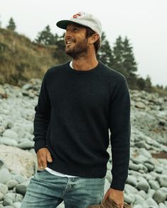 The zero-itch sweater, suitable for (almost) every season Fit Check, Crewneck Sweater, Recycled Cotton, Crew Neck Sweater, Gentleman, Winter Fashion, Outfit Inspirations