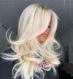 Ashy Platinum Blonde Hair, Hair Color Tips, Ice Blonde Hair, Blonde Layered Hair, Big Blonde Hair, Blonde Pink