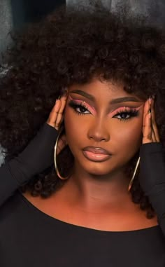 Professional Makeup Inspiration, Black Women Eyeshadow Looks, Dark Skin Makeup Ideas, Full Glam Makeup Black Women, Valentine Makeup Looks Black Women, Eye Makeup For Black Skin, Makeup Inspo Black Women, Eye Makeup For Black Women, Soft Makeup Looks Black Women