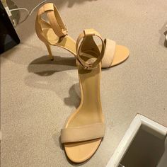 Gently Used Tory Burch Ivory Heels. I Got Them As A Gift And They Are To Big. In Fantastic Shape. Only Worn Once. Heel Is 3.5”. The Strap Is An Ivory Color And The Leather Part Of The Shoe Is Tan. It’s. Two Tone Look. Beige Fitted High Heel Sandals, Fitted Beige Sandals With Wrapped Heel, Fitted High Heel Beige Sandals, Fitted Beige High Heel Sandals, Classic Beige Suede Heels, Fitted Beige Heels With Heel Strap, Fitted Cream Heels With 4-inch Heel, Cream 4-inch Heels, Tory Burch Pumps