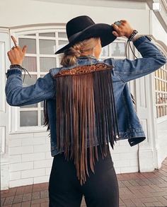 Country Western Outfits, Rodeo Outfits, Estilo Country, Country Fashion, Long Sleeve Outerwear, Country Outfits