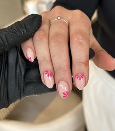 Light Colored Nails, Nail Jewels, Basic Nails, Work Nails, Short Square Acrylic Nails, Almond Acrylic Nails, Nails Only, Pink Acrylic Nails, Girls Nails