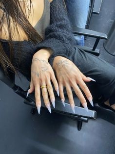 Nails And Tattoos, Stile Kylie Jenner, Kutek Disney, Unghie Sfumate, Sharp Nails, Manicure Y Pedicure