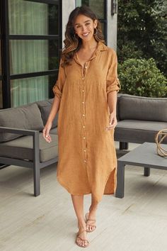 ITALIAN LINEN BUTTON-DOWN MIDI DRESS THIS MIDI-LENGTH DRESS IS CONSTRUCTED FROM SOFT, LIGHTWEIGHT 100% ITALIAN LINEN. FEATURING A BUTTON-DOWN FRONT AND COLLAR, EMPIRE WAIST SEAM, AND LONG SLEEVES, THIS DRESS OFFERS A POLISHED, EFFORTLESS LOOK THAT CAN BE DRESSED UP OR DOWN. TIMELESS AND CLASSIC, PERFECT FOR ANY OCCASION. 100% LINEN MADE IN ITALY 18929-SOLID . . . . Button Up Dress Outfit, Linen Dress Outfit, Shimmer Dress, Long Linen Dress, Sleeveless Long Dress, Travel Dress, Wide Leg Linen Pants, Long Shirt Dress, Maxi Dresses Casual