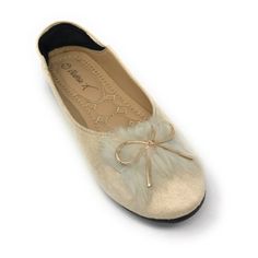 A pair of Victoria K Women's Foldover Sueded Faux Fur Gold Bow Ballerina Flats, offers a combination of comfort and style. The rubber sole adds stability. This trendy sleek and chic look wears well anytime through out the day or a night out in the town. An elegant pair ofVictoria KFlats add flair to your everyday wardrobe . Size: 9. Color: Beige. Gender: female. Age Group: adult. Clothes For Women Over 50, In The Town, Ballerina Flats, Chanel Ballet Flats, Everyday Wardrobe, Casual Shoes Women, Gender Female, Rubber Sole, Clothing And Shoes