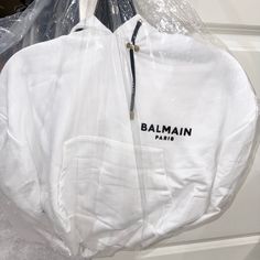 Balmain Women’s Hoodie Brand New Size M Designer White Cotton Sweatshirt, Designer White Sweatshirt With Logo Print, Designer White Long Sleeve Sweatshirt, Designer White Sweatshirt For Fall, Designer White Winter Sweatshirt, Designer White Sweatshirt For Winter, Balmain Sweater, Balmain Women, Balmain Paris