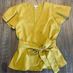 Excellent Condition. Never Worn. Chic Mustard Tops For Spring, Casual Mustard Tops For Brunch, Yellow Short Sleeve Top For Brunch, Yellow Cotton Top For Work, Yellow Cotton Top For Workwear, Mustard Cotton Top For Spring, Chic Mustard Top For Brunch, Mustard Cotton Tops For Spring, Mustard Tops For Spring Brunch