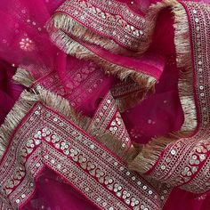 Chunni Designs, Sequin Pattern, Indian Bride Outfits, Indian Dresses Traditional