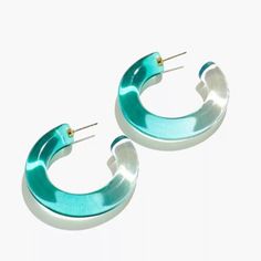 Madewell Resin Hoop Earrings Clear And Aqua Ombr Colored New With Tag Very Lightweight And Comfortable Pet Free, Smoke Free Blue Small Hoop Earrings For Summer, Blue Hoop Jewelry For Summer, Trendy Blue Small Hoop Earrings, Trendy Small Blue Hoop Earrings, Modern Small Blue Hoop Earrings, Blue Hoop Earrings For Summer, Turquoise Hoop Earrings For Summer, Modern Plastic Hoop Earrings, Modern Plastic Hoop Jewelry