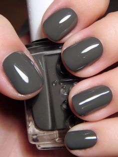 Essie nail polish has some of my favorite colors Nail Cam, Nail Color Trends, Her Nails, Gray Nails, Essie Nail Polish, Winter Nail, Essie Nail, Fall Nail Colors, Fabulous Fall