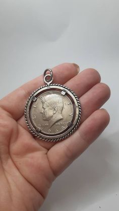 Vintage american silver coin pendant in great condition Weight 18.83g Diameter 40mm Half Dollar Coin, Coin Pendant Necklace, Dollar Coin, Half Dollar, Silver Coin, Cool Necklaces, Coin Pendant, Silver Coins, Antique Bronze