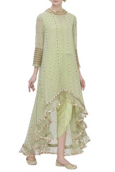 Buy High Low Kurta Dhoti Pant Set by Vvani by Vani Vats at Aza Fashions Up N Down Kurti Design, High Low Kurti Designs Party Wear, High Low Kurti Designs, Vani Vats, Salwar Kamiz, Indian Gowns Dresses, Kurti Designs Party Wear, Sleeves Designs For Dresses