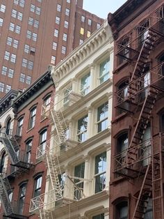 fire escape stairs on the side of an apartment building