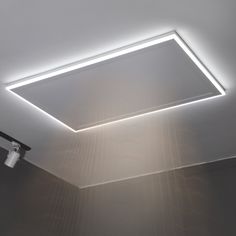 Ontwerp Dit infrarood paneel met led-verlichting heeft een witte gladde afwerking en kan eenvoudig aan het plafond worden gemonteerd. Het paneel is voorzien van geïntegreerde instelbare led sfeerverlichting, die met de bijgeleverde remote control thermostaat kan worden ingesteld als ‘cold white’ of ‘warm white’ en volledig dimbaar is.   Eigenschappen Het paneel heeft een volledig geïsoleerde achterkant en is gemaakt van metaal dat is gecoat in kleur wit RAL (9010). Het paneel is IP52 goedgekeurd en daardoor veilig en spatwaterbestendig. Het paneel heeft een dikte van slechts 25mm en is voorzien van een thermische beveiliging waardoor het nooit warmer wordt dan 130 graden. Het paneel kan alleen aan het plafond worden gemonteerd met bijgeleverde montage schroeven en is verkrijgbaar in drie a Lamp Met Heater, Wall Outlet Space Heater/ Solutions/ Nederland, Warm White, Plumbing, Remote Control, Conditioner, Led