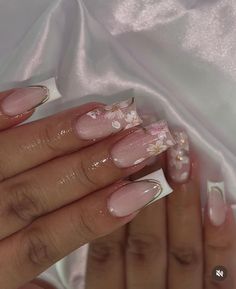 Non Basic Nail Designs, Coffin Flower Nails, Mom Nail Ideas, Senior Picture Nails, Nails With Flowers, Subtle Nails, Nails Today, Summery Nails, Girly Acrylic Nails