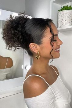 Slicked Back Curly Bun Chignon Simple, Curly Hair Up, Bun With Curls, Curly Bun Hairstyles, Curly Bun, Curly Updo, Curly Hair Updo, Princess Rapunzel, Curly Hair Styles Easy