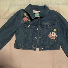 Never Worn Girls' Short Jacket Size 2t No Tagss Cute Long Sleeve Denim Jacket For Spring, Cute Fitted Blue Denim Jacket, Cute Fitted Long Sleeve Denim Jacket, Fitted Long Sleeve Cute Denim Jacket, Cute Blue Fitted Outerwear, Blue Fitted Cute Outerwear, Short Jean Jacket, Short Jean, Girl Coat