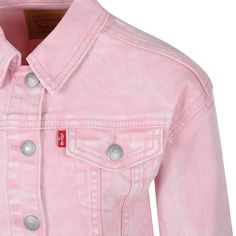 Color: Pink Pink organic cotton denim jacket, long sleeves, with collar, front closure with snap buttons and chest pockets. It is embellished with logo patch on the chest. 98% Organic Cotton, 2% Elastane. Machine wash at 30°C. Collared Cotton Denim Jacket With Snap Buttons, Pink Washed Long Sleeve Outerwear, Long Sleeve Washed Pink Outerwear, Levi's Washed Cotton Outerwear, Levi's Snap Buttons Denim Button-up Jacket, Levi's Denim Button-up Jacket With Snap Buttons, Levi's Long Sleeve Denim Jacket With Buttons, Levi's Denim Jacket With Buttons, Levi's Long Sleeve Denim Jacket