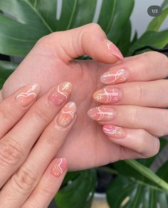 Sapphic Nails, Nails For Holiday Summer, Gradient Pink Nails, Air Brush Art, Easy Summer Nail Art, Nail Designs At Home, Holiday Nail Ideas, Simple Christmas Nails, Summer Nail Art