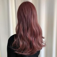 Korean Hair Color, Wine Hair, Hair Inspiration Long, Hair Color Streaks, Brown Hair With Blonde Highlights, Haircuts Straight Hair, Hair Dye Colors