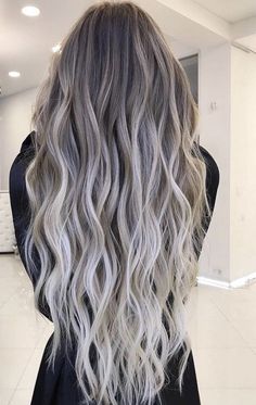 Pelo Color Ceniza, Ash Balayage, Balayage Hairstyles, Silver Blonde Hair, Brown Ombre Hair, Ash Blonde Balayage, Waves Hair, Ombre Hair Blonde, Cool Blonde Hair