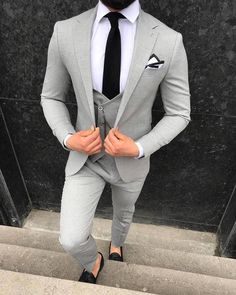 Drawing Suits, Wedding Suits Men Blue, Wedding Suits Men Grey, Grey Slim Fit Suit, Men Drawing, Grey Suit Men, Mens Casual Suits, Der Gentleman