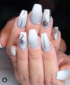 Fall Nail Art Designs Sparkle, Grey Nails Design, White Nail Art Designs, Light Gray Nails, Grey Nail, Grey Nails, Grey Nail Designs, Nail Coat, Nails Design Ideas