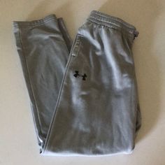 These Are Unisex Gray Under Armour Sweatpants. They Are Size Youth Xl And In Like New Condition - Nwot. No Rips, Snags, Or Stains. Casual Under Armour Pants, Under Armour Casual Loungewear Pants, Casual Under Armour Pants For Loungewear, Casual Under Armour Sweatpants, Casual Under Armour Loungewear Pants, Casual Cotton Pants By Under Armour, Under Armour Cotton Sweatpants With Pockets, Under Armour Stretch Casual Pants, Under Armour Casual Streetwear Pants