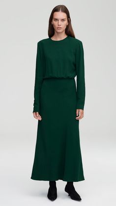 Round out your cold weather wardrobe with our rendering of the classic slim fit crepe dress. The Crosby Dress is made of soft Italian viscose wool and features a crewneck silhouette with a bias skirt. The blouson top boasts long sleeves and shoulder pads that add volume and visual interest to your look. Bias Skirt, Emerald Style, Blouson Top, Wool Crepe, Brown Plaid, Crepe Dress, Wool Plaid, Winter Fashion Outfits, Get Dressed